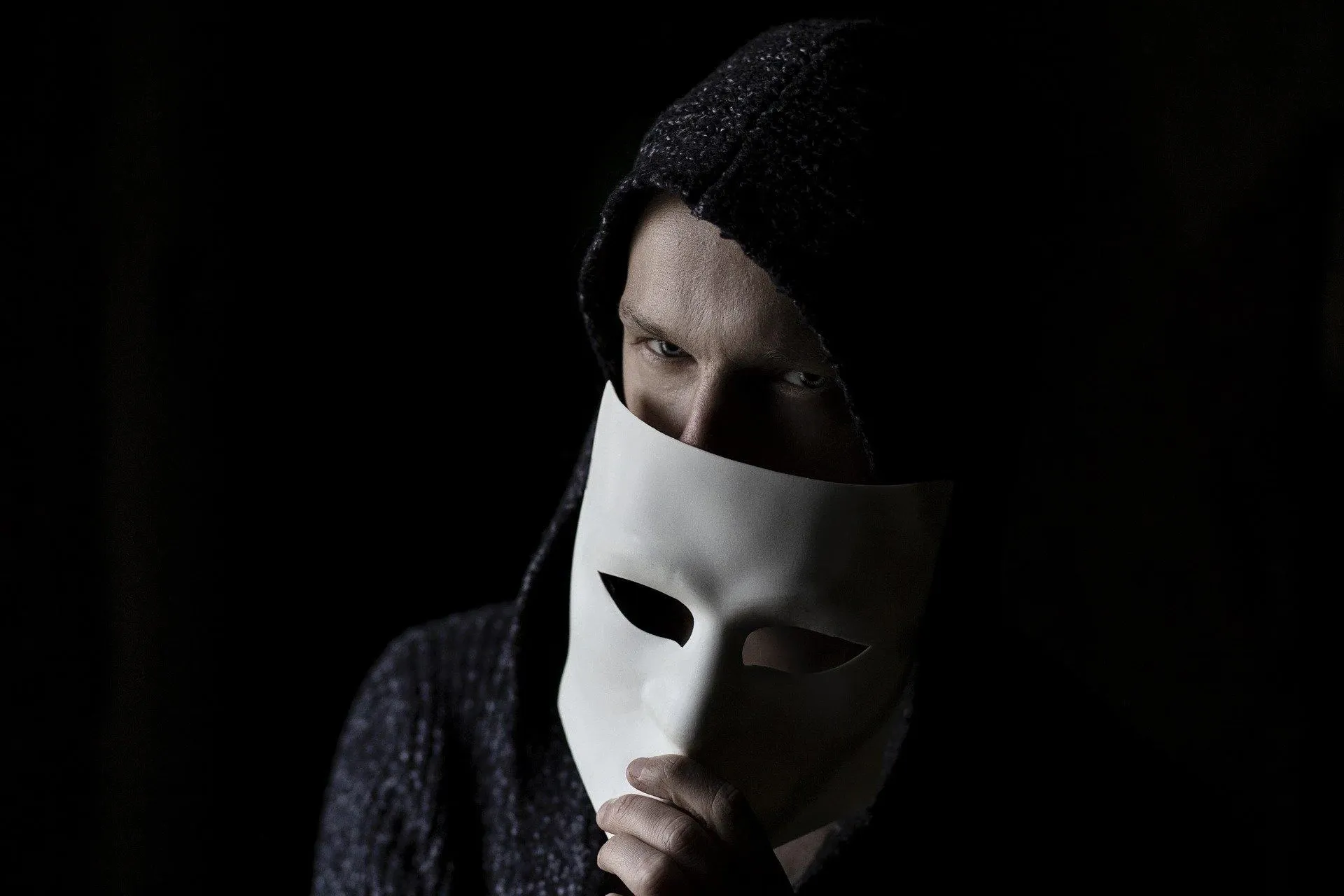 Die persönliche Identität eines VTubers bleibt von seinem Avatar getrennt und schützt so die Privatsphäre im echten Leben